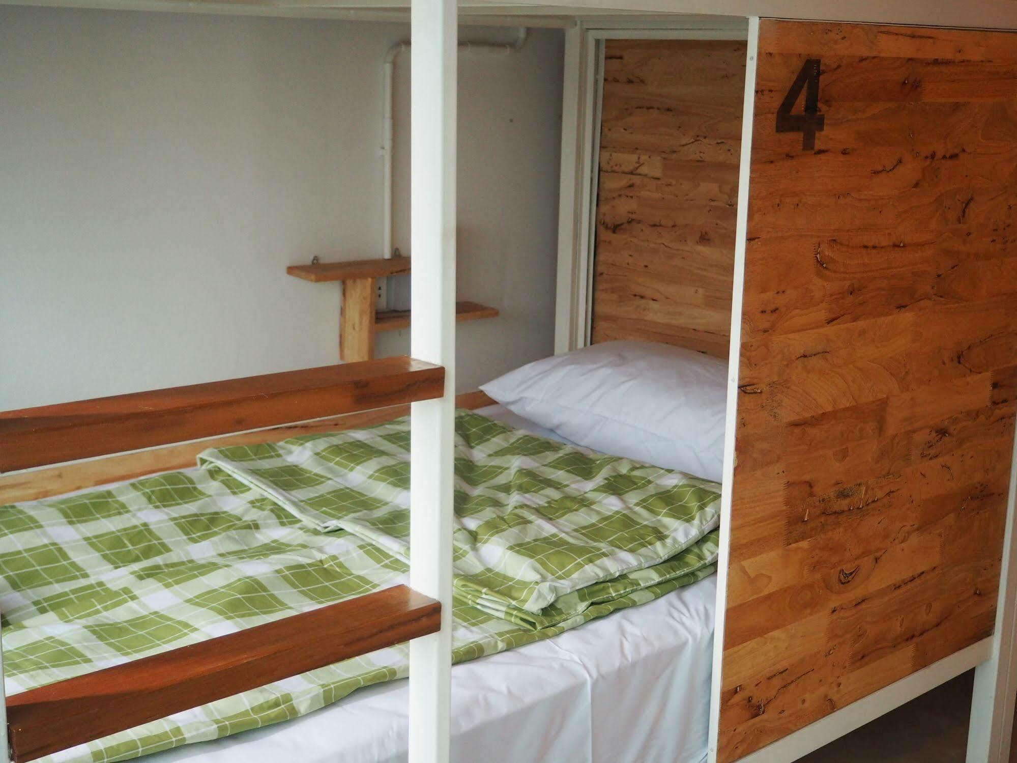 Green Sleep Hostel Чиангмай Екстериор снимка